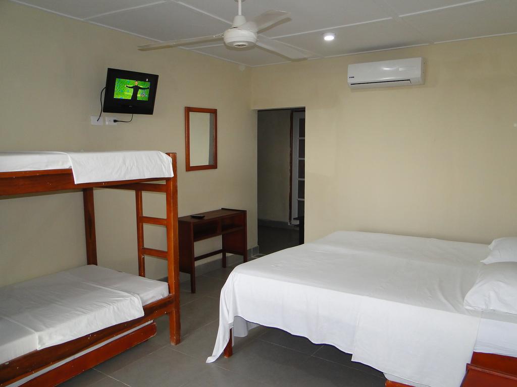 Hotel Nitana Coveñas Kültér fotó