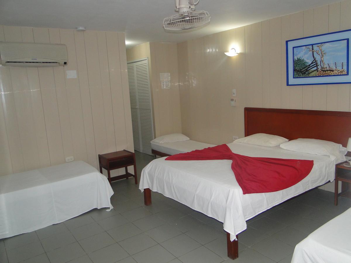 Hotel Nitana Coveñas Kültér fotó